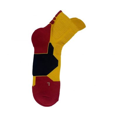 Calcetinas de beleza secas rápidas e respiráveis para homens Logotipo personalizado Calcetinas de aderência esportiva de estilo regular