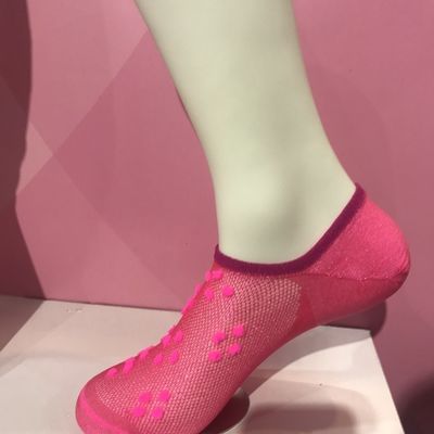 Logotipo personalizado de cores sólidas femininas Oem moda confortável meias de 100% de nylon em vinho da Marinha
