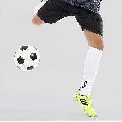 Tecido de poliamida elástica sólida Antiderrapante Suave Futebol Esporte Futebol Grip meias longas