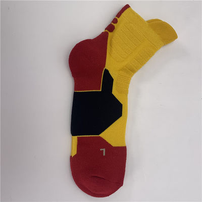 Meias de basquete Elite personalizadas com tecido de malha transpirável e padrão de impressão de inverno