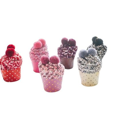 Calcetines de bolo de Copa de Velocidade de Coral de Inverno com Design de Bola de Acessório Criativo e Padrão DOT