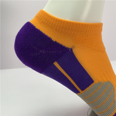 OEM Custom Penteado algodão Caminhada Desporto tornozelo corte curto meias de malha para homens 39-41