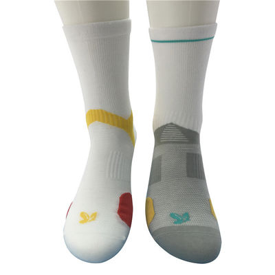 Calcetinas desportivas de design personalizado com espessura padrão de tecido rápido seco e respirável