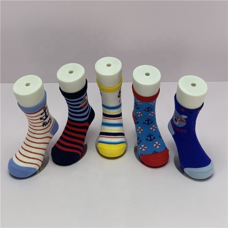Garantia personalizada fácil respirável bebê meninos meias de tubo de algodão a riscas para caminhadas